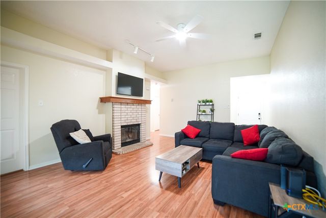 403 Courtney Lane, Copperas Cove, TX 76522