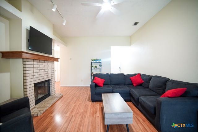 403 Courtney Lane, Copperas Cove, TX 76522