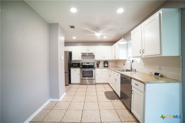 403 Courtney Lane, Copperas Cove, TX 76522