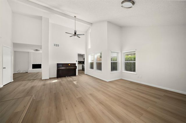 3219 The Highlands Drive, Sugar Land, TX 77478