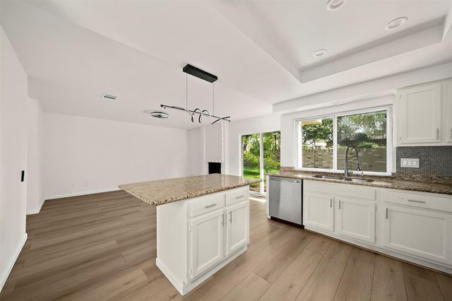 3219 The Highlands Drive, Sugar Land, TX 77478