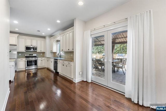 23 George Road, Emerson, NJ 07630