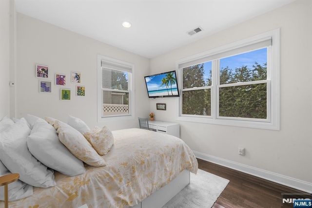 23 George Road, Emerson, NJ 07630