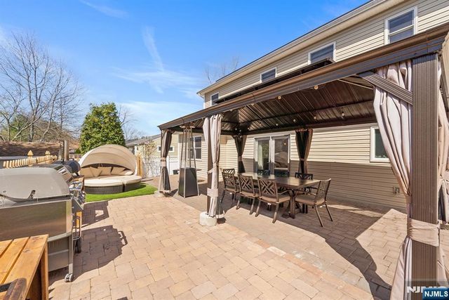 23 George Road, Emerson, NJ 07630