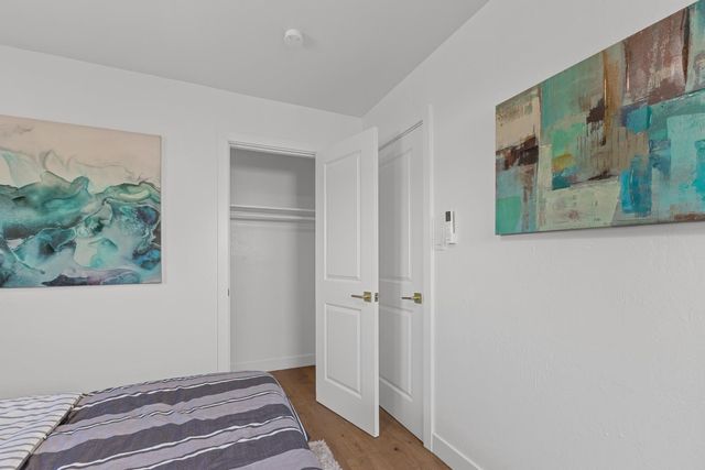 5625 La Campana Way, Sacramento, CA 95822