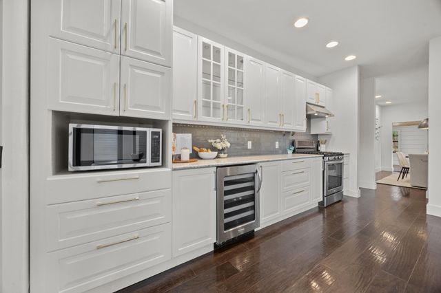 1707 Woodwind LN, Austin, TX 78758
