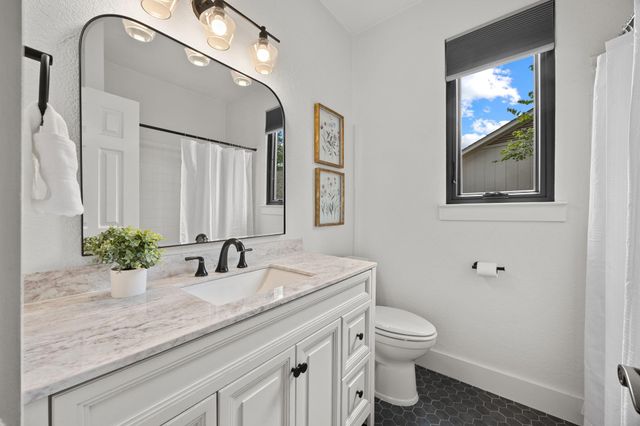 1707 Woodwind LN, Austin, TX 78758