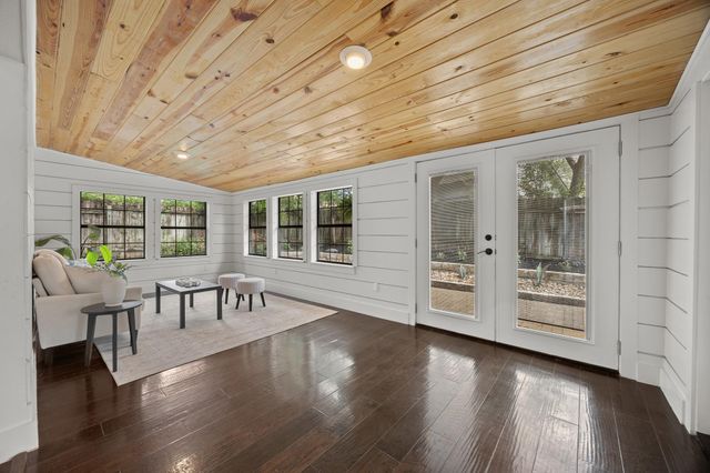 1707 Woodwind LN, Austin, TX 78758