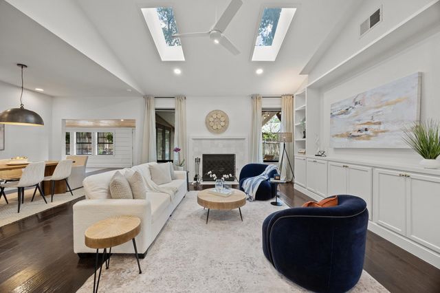 1707 Woodwind LN, Austin, TX 78758