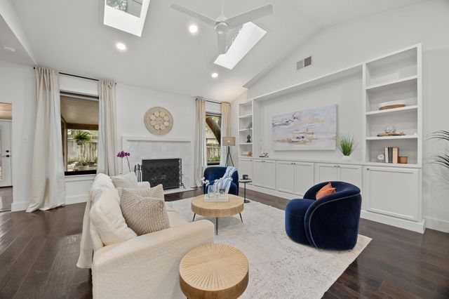 1707 Woodwind LN, Austin, TX 78758