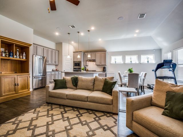 1112 Quail Dove Drive, Little Elm, TX 75068