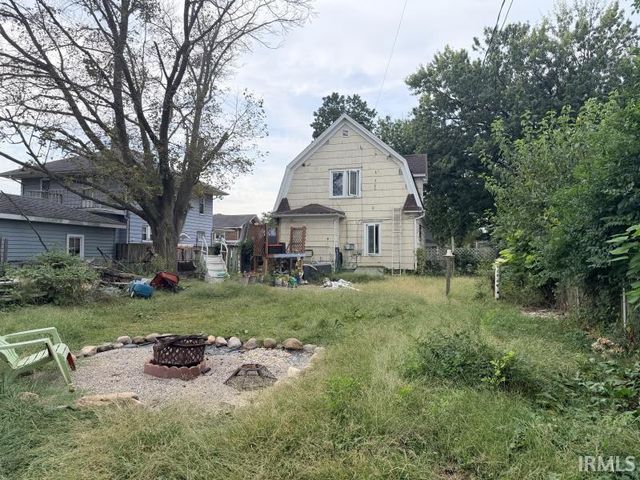 1032 E 3rd Street, Mishawaka, IN 46544