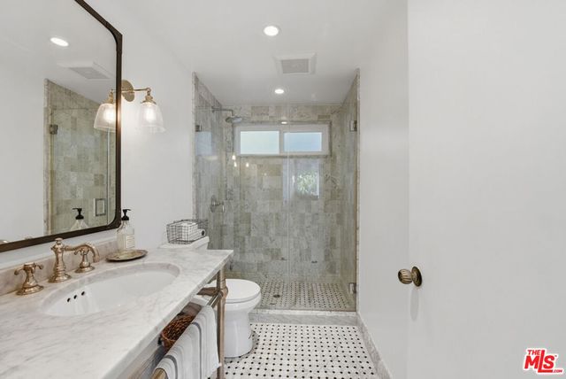 4401 Nogales Drive, Los Angeles, CA 91356