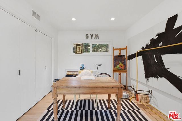 4401 Nogales Drive, Los Angeles, CA 91356