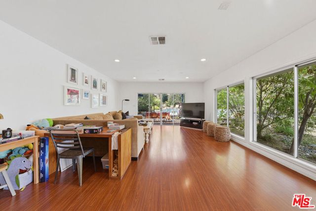 4401 Nogales Drive, Los Angeles, CA 91356