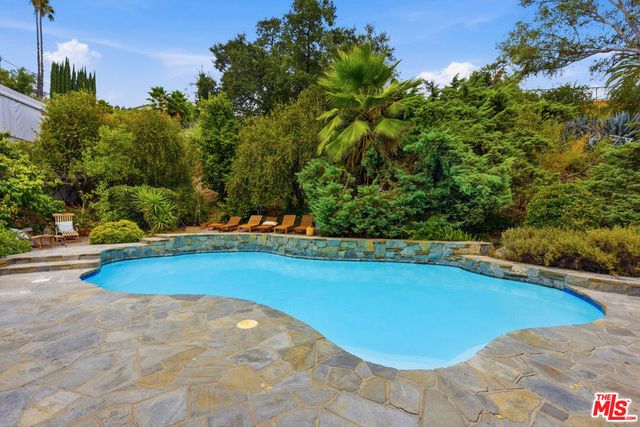 4401 Nogales Drive, Los Angeles, CA 91356