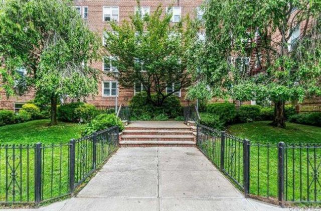 88-09 35th AVe 2O, Jackson Heights, NY 11372