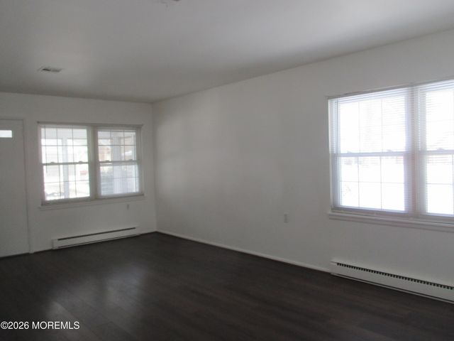 306A W Malvern Court, Lakewood, NJ 08701