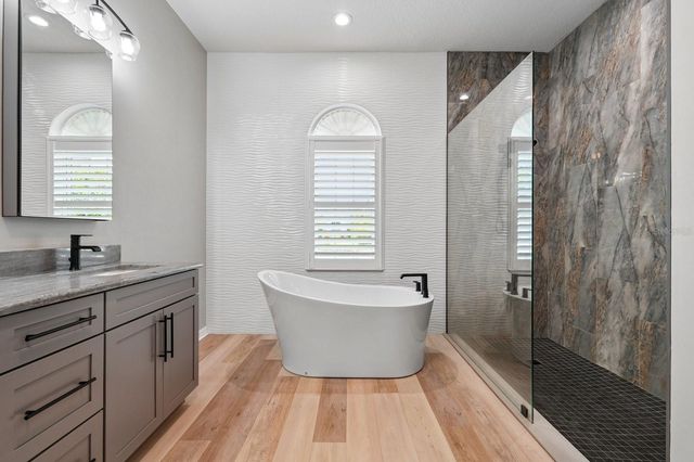 1003 KINGS WAY LANE, Tarpon Springs, FL 34688