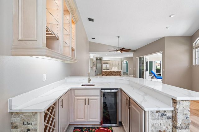 1003 KINGS WAY LANE, Tarpon Springs, FL 34688