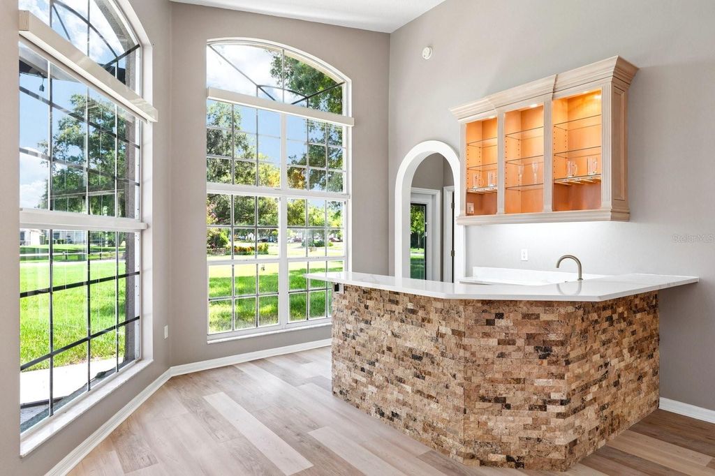 Image 33 of property listing at 1003 KINGS WAY LANE, Tarpon Springs, FL 34688