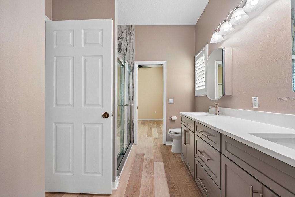 Image 39 of property listing at 1003 KINGS WAY LANE, Tarpon Springs, FL 34688