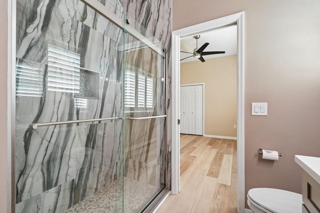 Image 40 of property listing at 1003 KINGS WAY LANE, Tarpon Springs, FL 34688