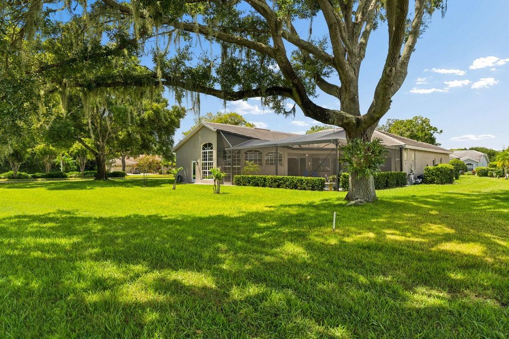 Image 53 of property listing at 1003 KINGS WAY LANE, Tarpon Springs, FL 34688