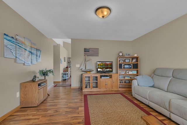 6737 22nd Street Loop N, Saint Cloud, MN 56303