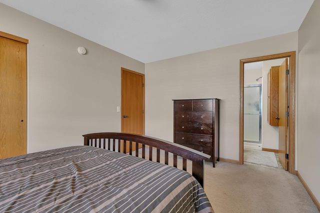 6737 22nd Street Loop N, Saint Cloud, MN 56303