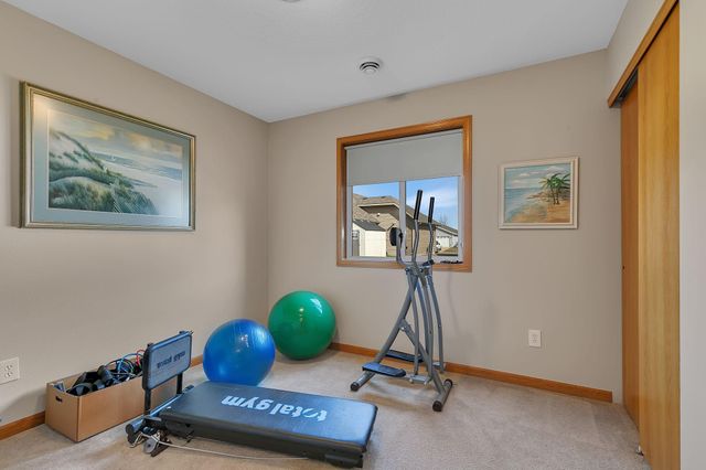 6737 22nd Street Loop N, Saint Cloud, MN 56303