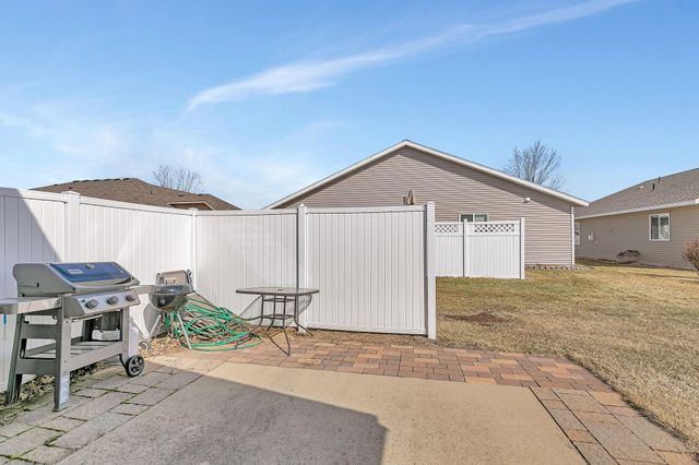 6737 22nd Street Loop N, Saint Cloud, MN 56303