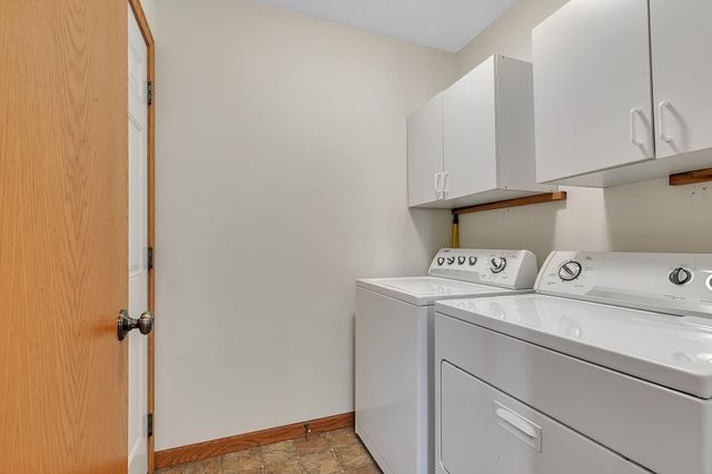 6737 22nd Street Loop N, Saint Cloud, MN 56303