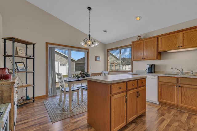 6737 22nd Street Loop N, Saint Cloud, MN 56303