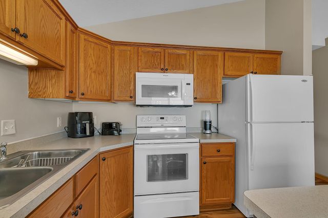 6737 22nd Street Loop N, Saint Cloud, MN 56303