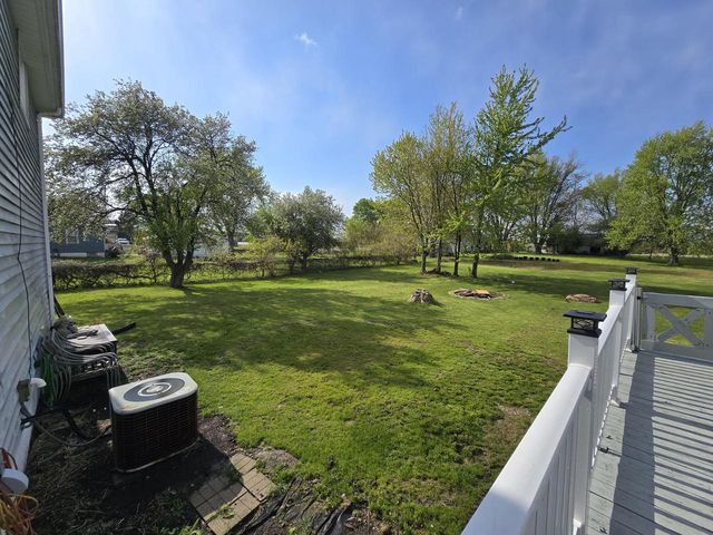 11704 12th STREET, Sturtevant, WI 53177
