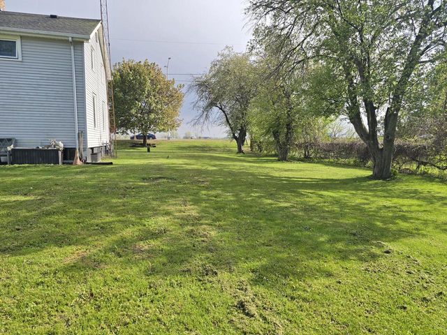11704 12th STREET, Sturtevant, WI 53177