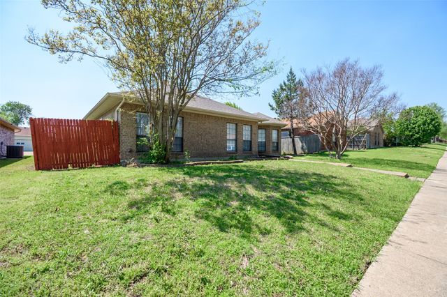 1114 Dandelion Drive, Mesquite, TX 75149