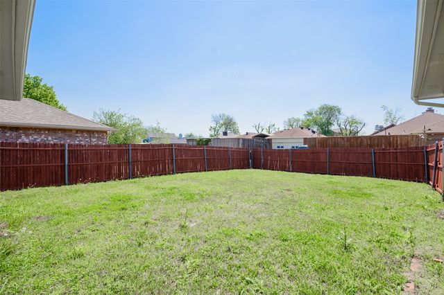 1114 Dandelion Drive, Mesquite, TX 75149