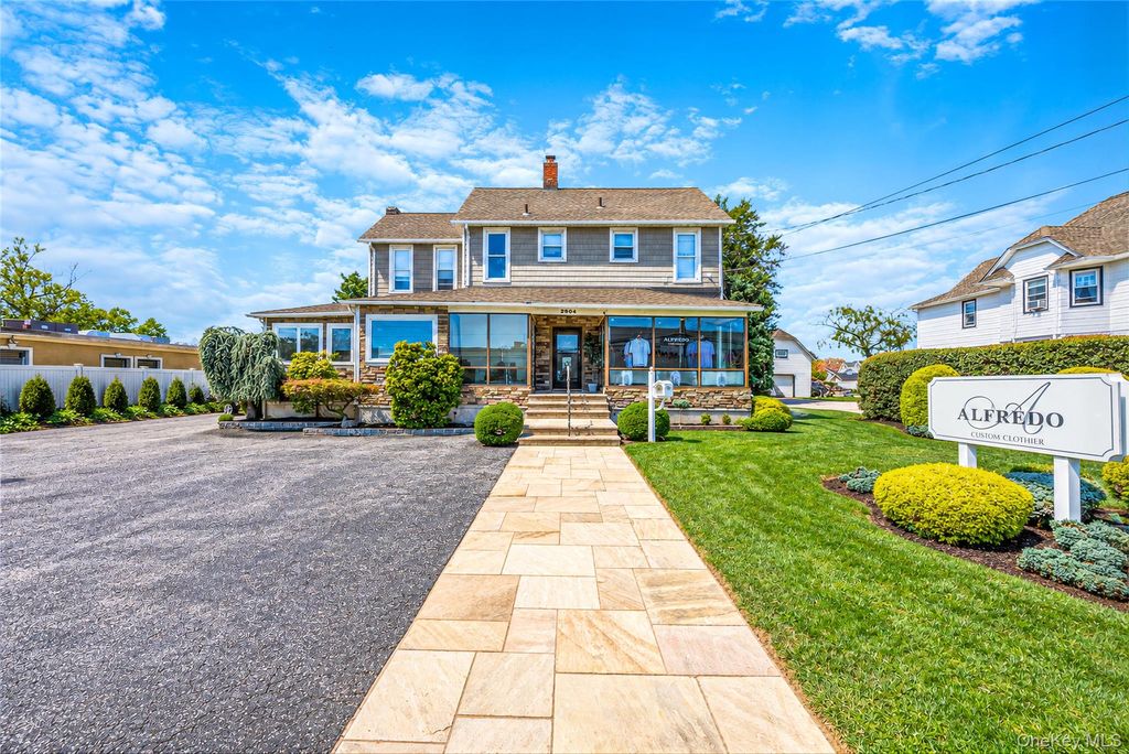 2904 Lincoln Avenue, Oceanside, NY 11572 — exterior