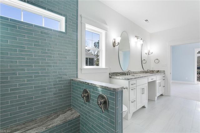 806A Calthrop Neck RD, Yorktown, VA 23693