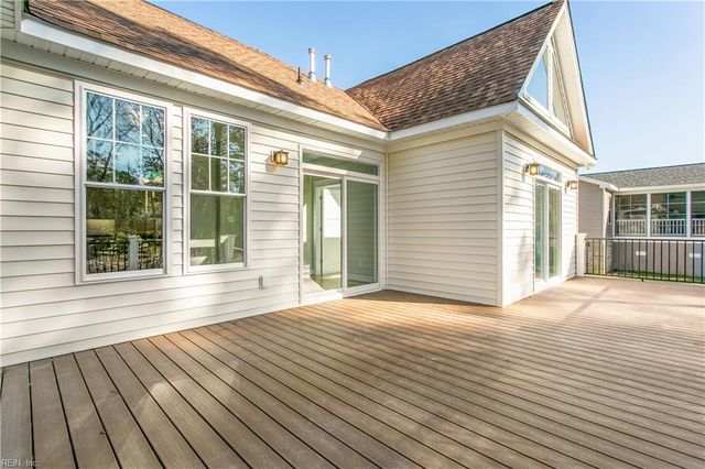 806A Calthrop Neck RD, Yorktown, VA 23693