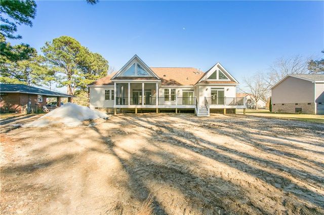 806A Calthrop Neck RD, Yorktown, VA 23693