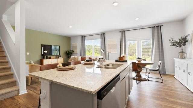 8208 Elkhorn Drive, Fairburn, GA 30213