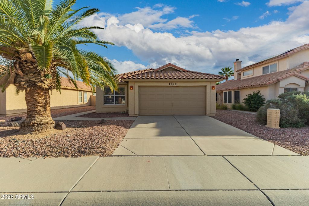 2919 E MUIRWOOD Drive, Phoenix, AZ 85048