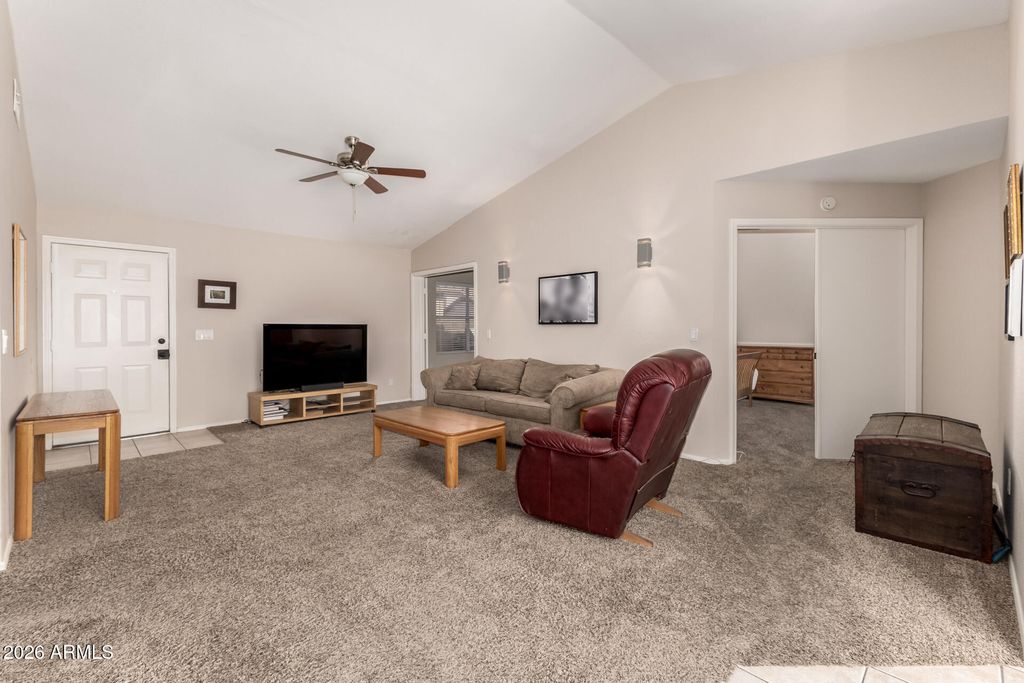 Image 4 of property listing at 2919 E MUIRWOOD Drive, Phoenix, AZ 85048