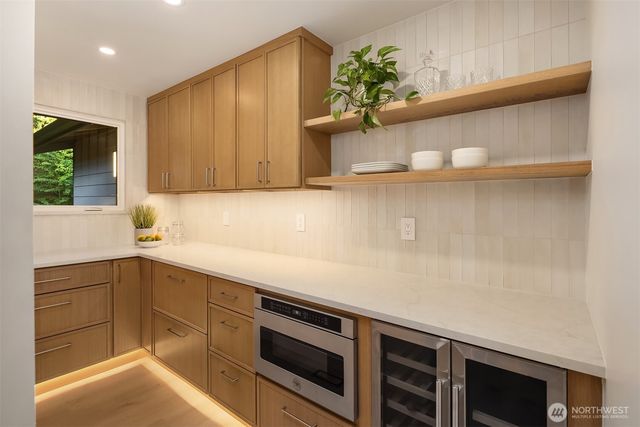22029 49th Avenue SE, Bothell, WA 98021