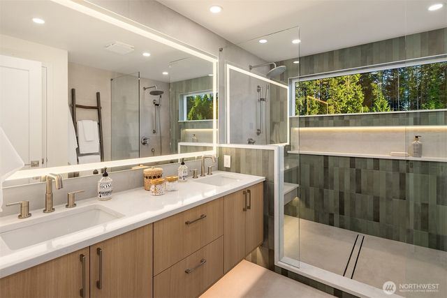 22029 49th Avenue SE, Bothell, WA 98021