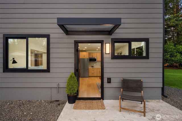 22029 49th Avenue SE, Bothell, WA 98021