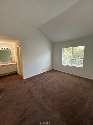 172 W Walnut D, Rialto, CA 92376